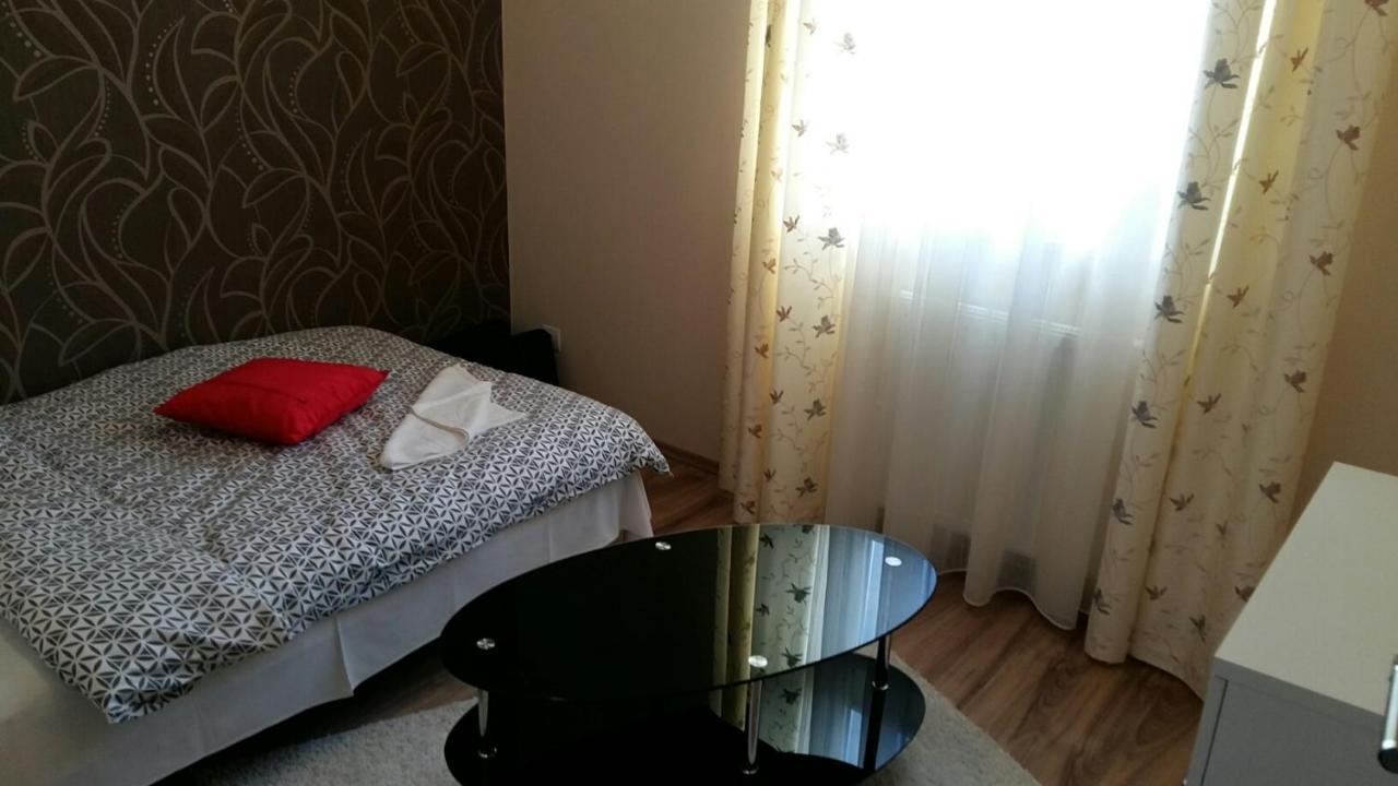 Isabell Apartments Дьёр Экстерьер фото